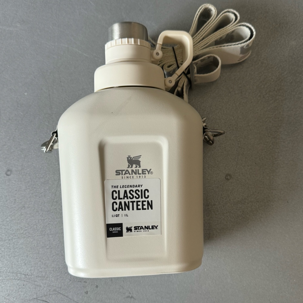 Stanley canteen